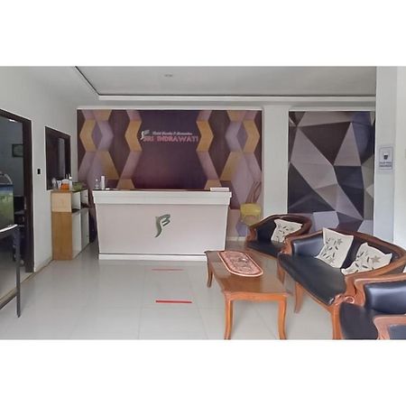 Hotel Sri Indrawati Puncak Mitra Reddoorz Bogor Dış mekan fotoğraf